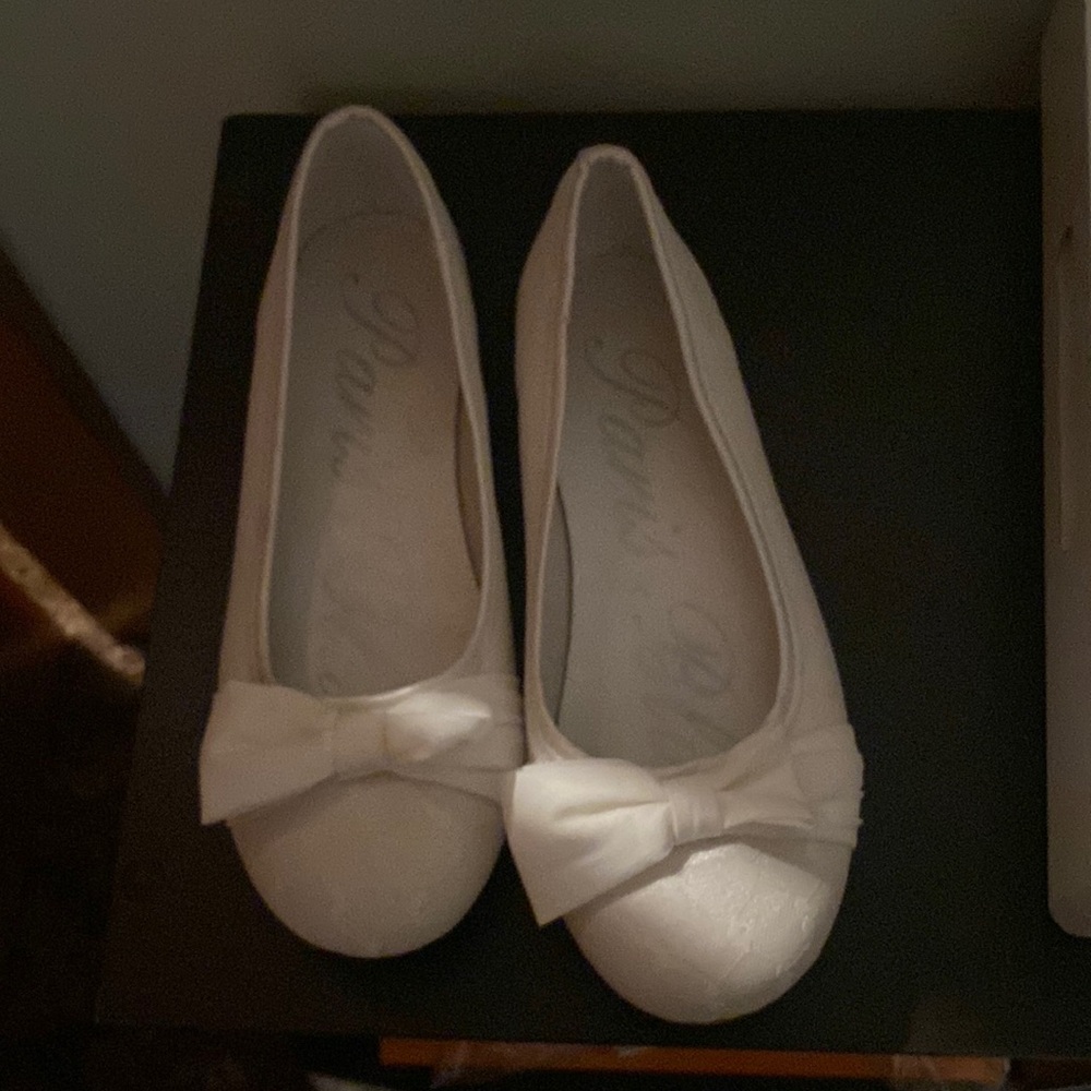 Children’s shoes